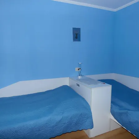 Deer's At Elit アパート